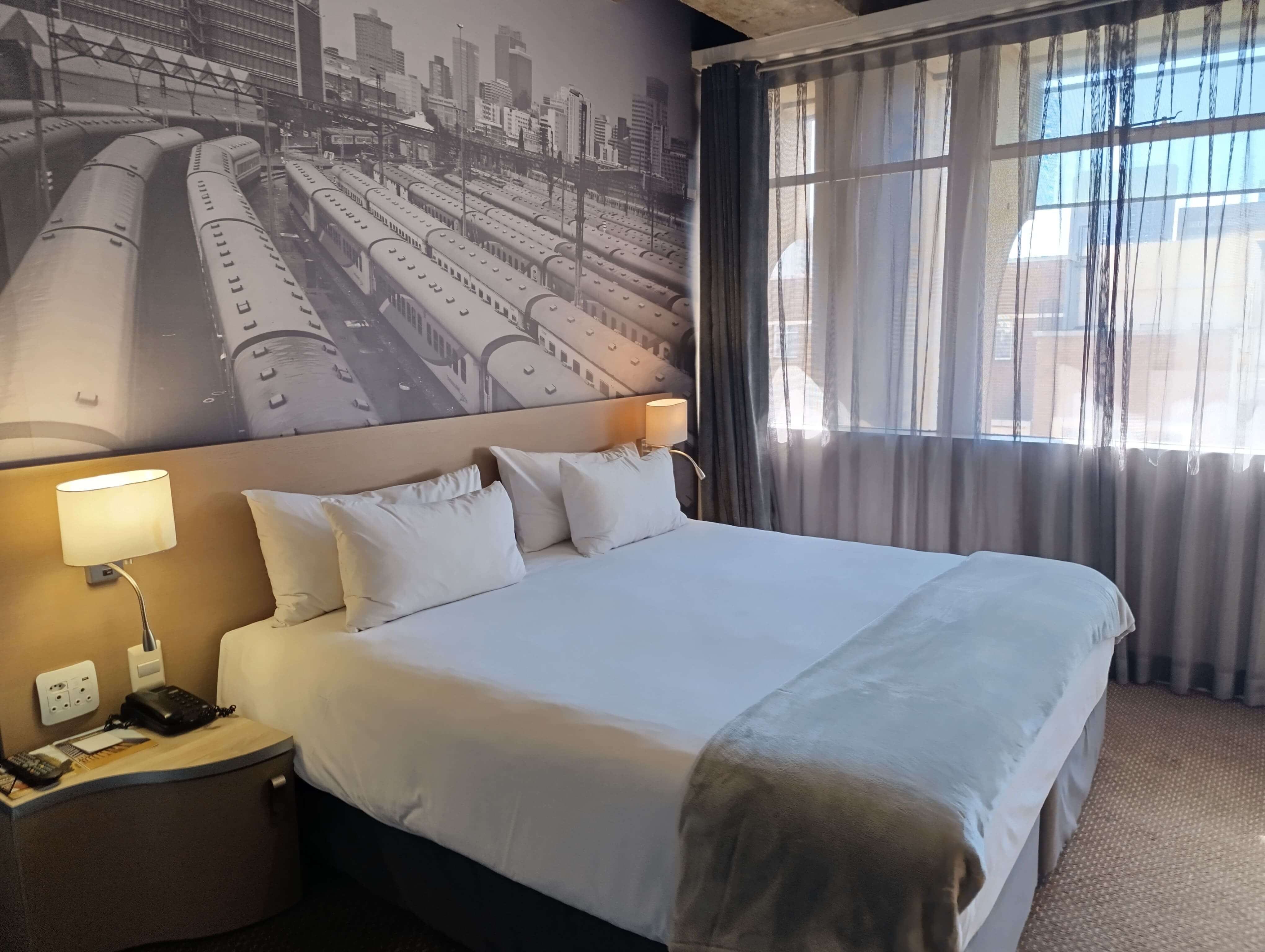 Deluxe Room - View 2